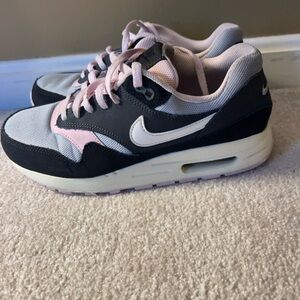 Nike Air Max 90 Size 7Y
